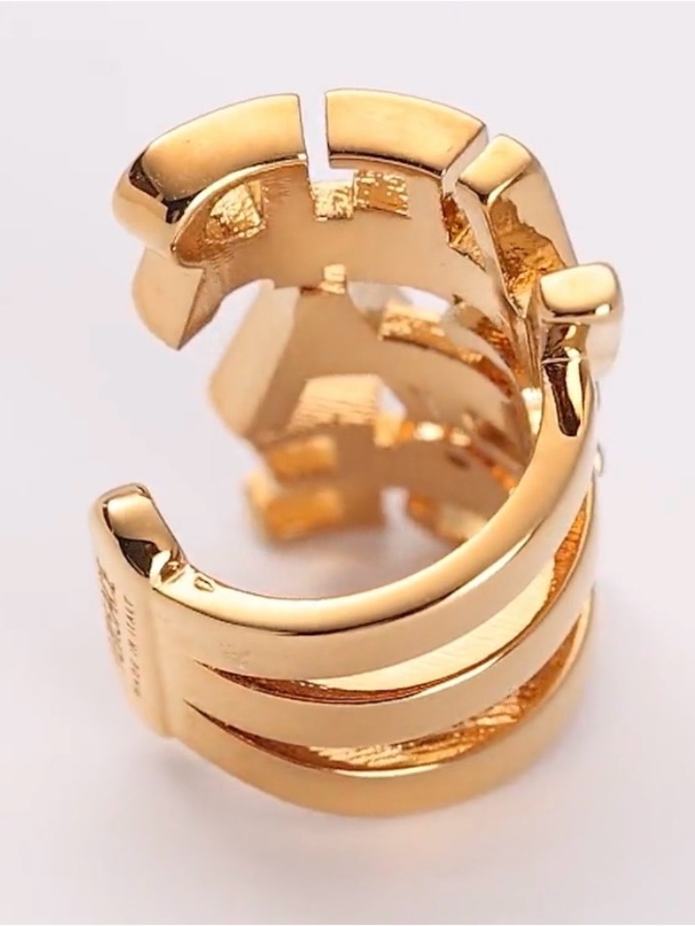 VERSACE | Single Cuff Earring - Picture 5 of 9